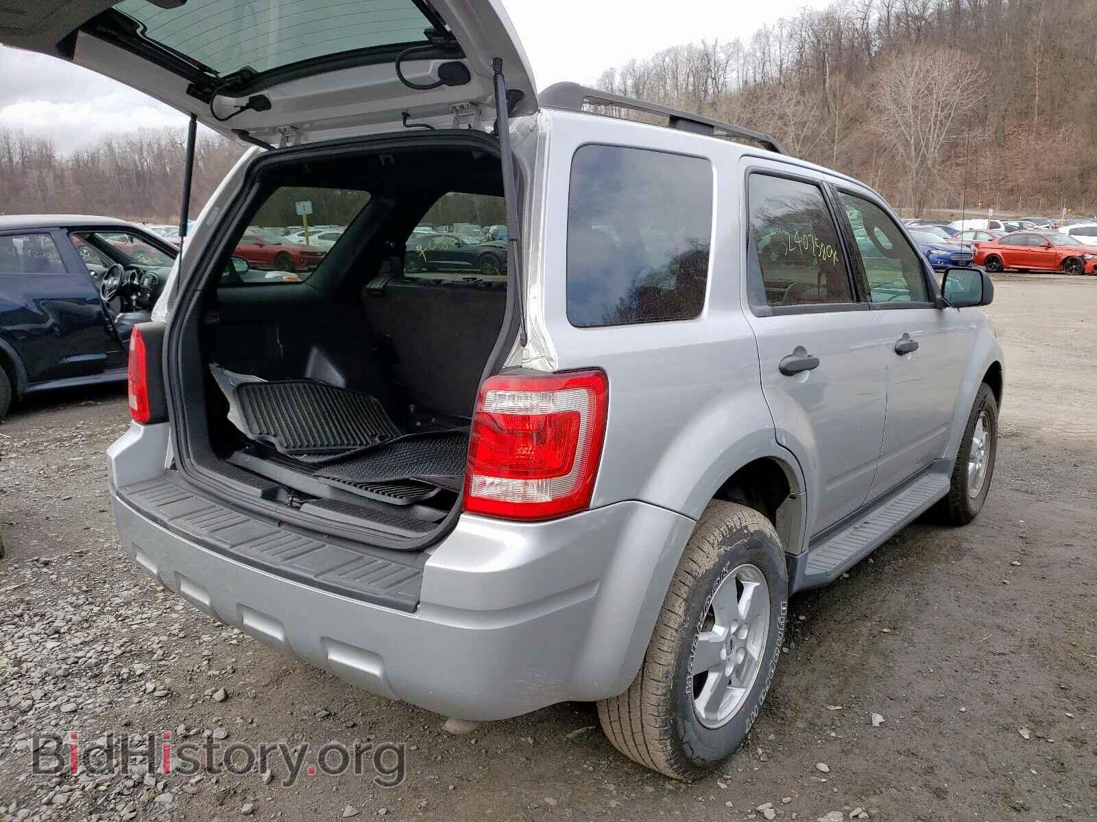 2009 FORD ESCAPE - VIN: 1FMCU93739KB00914 - Фото 4