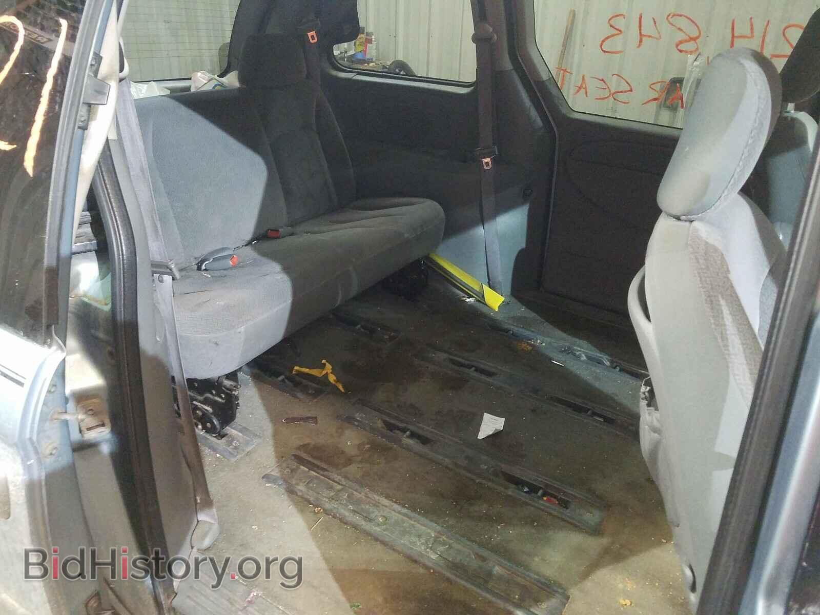 2006 CHRYSLER MINIVAN - VIN: 1A4GP45R16B632635 - Фото 6