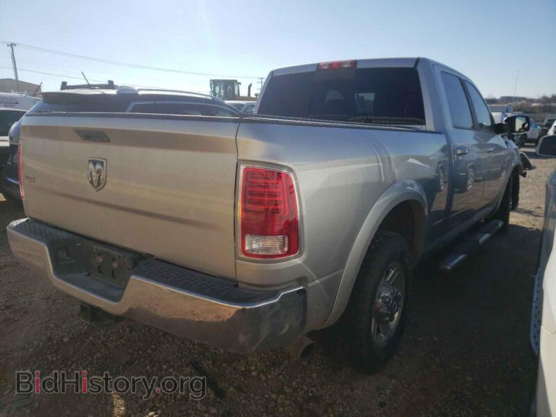 2013 RAM 2500 (VIN 3C6UR4FL0DG610327) — фото 4 из 10