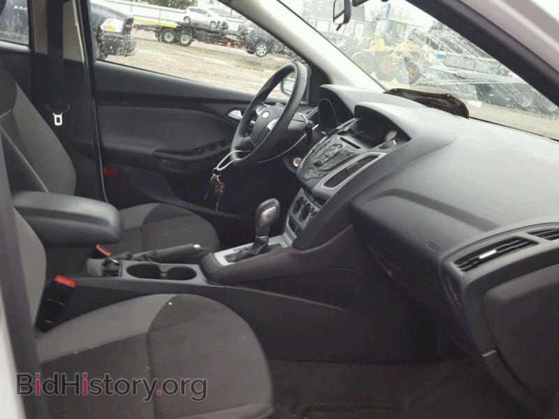 2014 Ford FOCUS (VIN 1FADP3K23EL320244) — фото 5 из 10