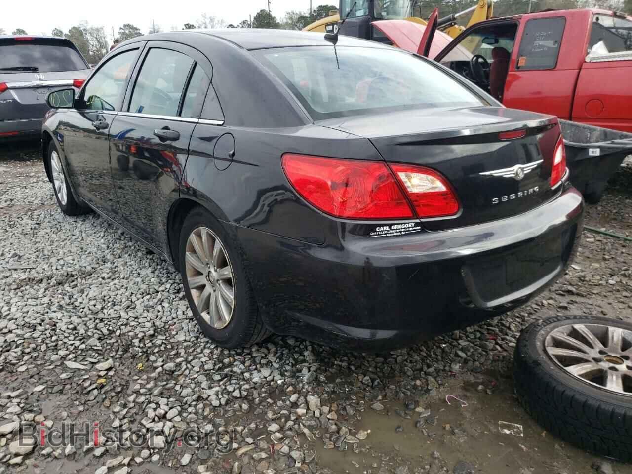 2010 CHRYSLER SEBRING - VIN: 1C3CC5FB9AN233930 - Фото 3