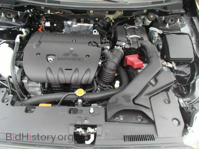2011 MITSUBISHI LANCER - VIN: JA32U2FU5BU035372 - Photo 7