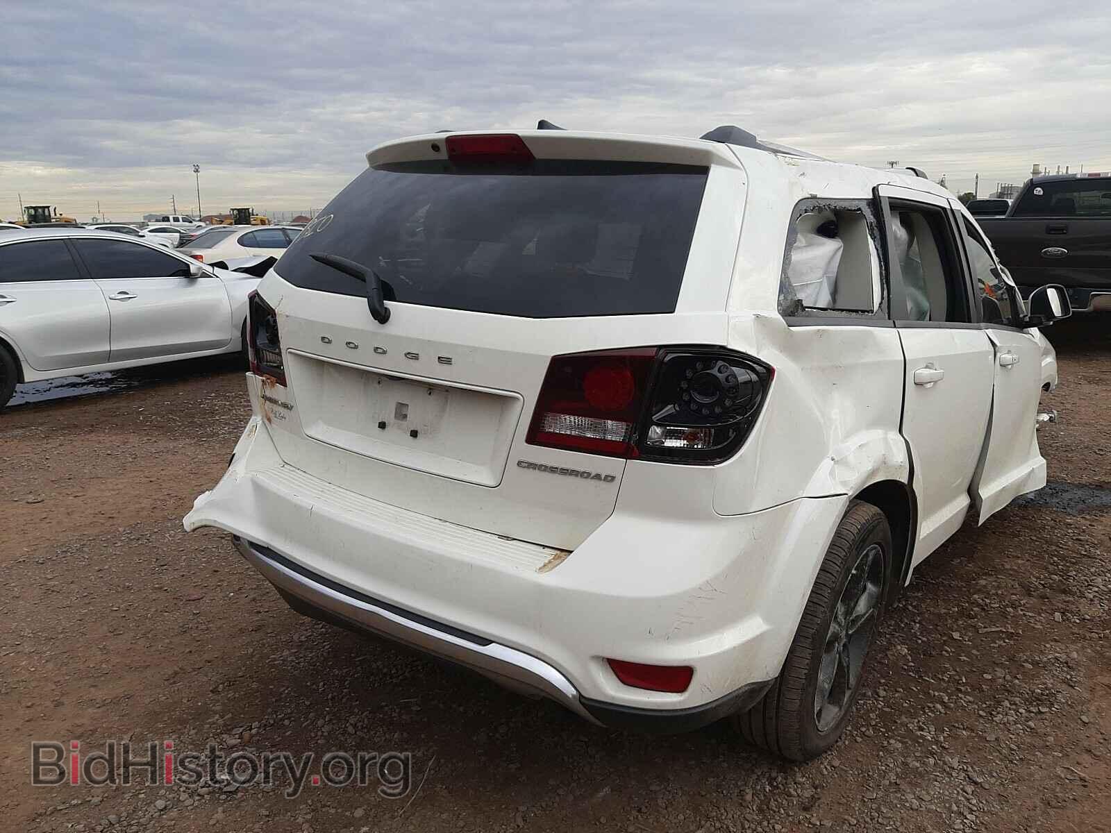 2018 DODGE JOURNEY - VIN: 3C4PDCGB7JT507543 - Фото 4