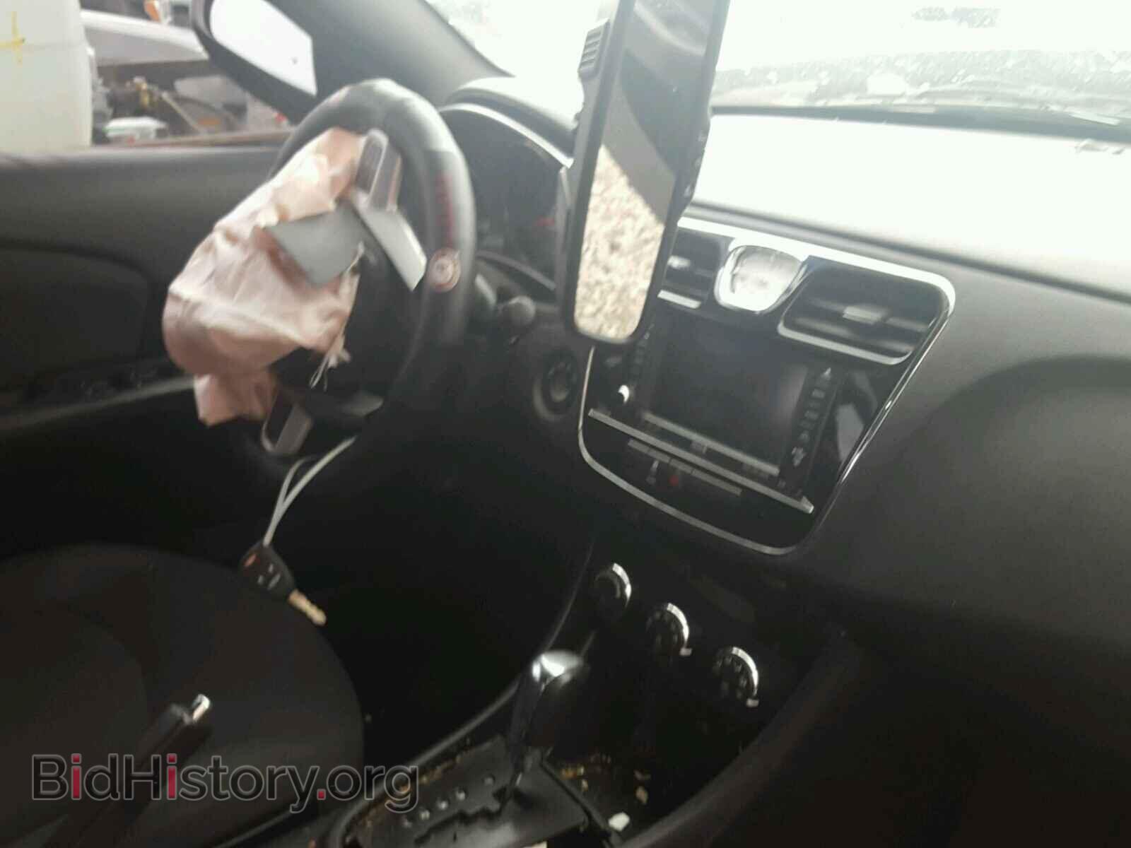 2011 CHRYSLER 200 - VIN: 1C3BC1FGXBN604742 - Фото 9