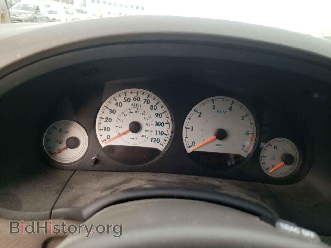 2006 CHRYSLER MINIVAN - VIN: 2A4GP54L46R652060 - Фото 8