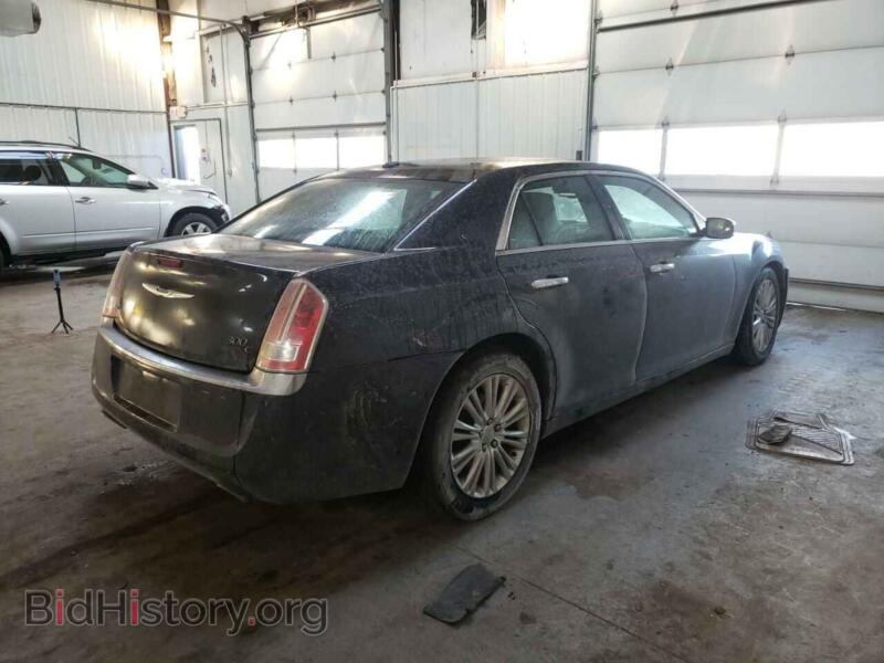 2012 Chrysler 300 (VIN 2C3CCAKT6CH147624) — photo 4 of 10