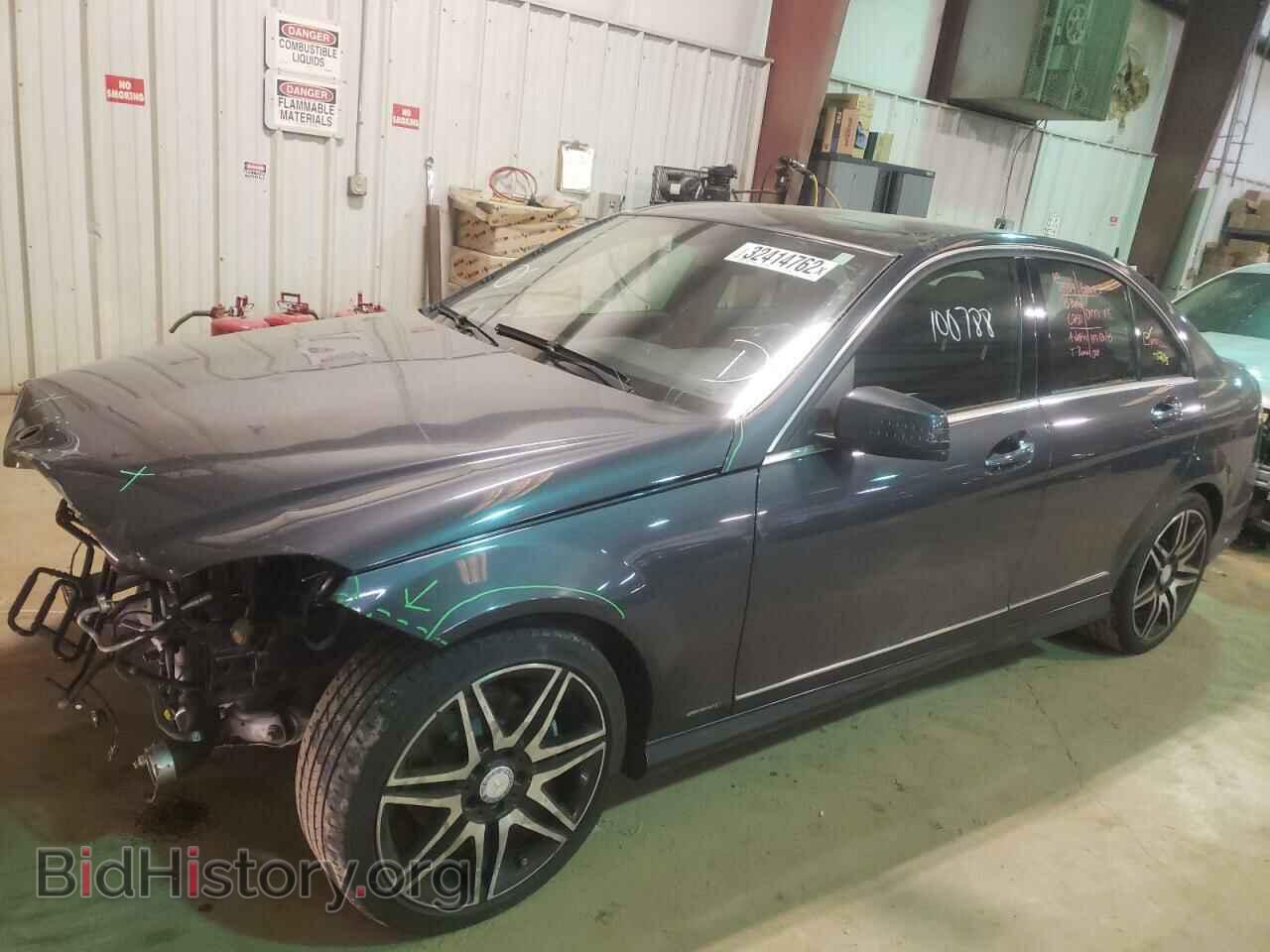 2013 MERCEDES-BENZ C-CLASS - VIN: WDDGF4HB3DR262029 - Фото 2