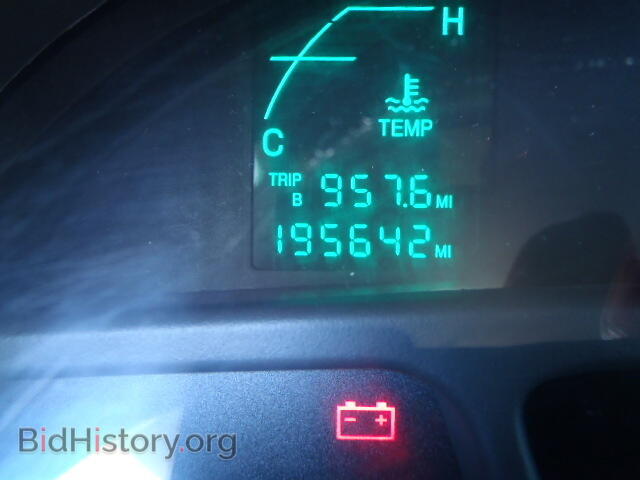 2001 CADILLAC DEVILLE - VIN: 1G6KD54Y01U225414 - Фото 8