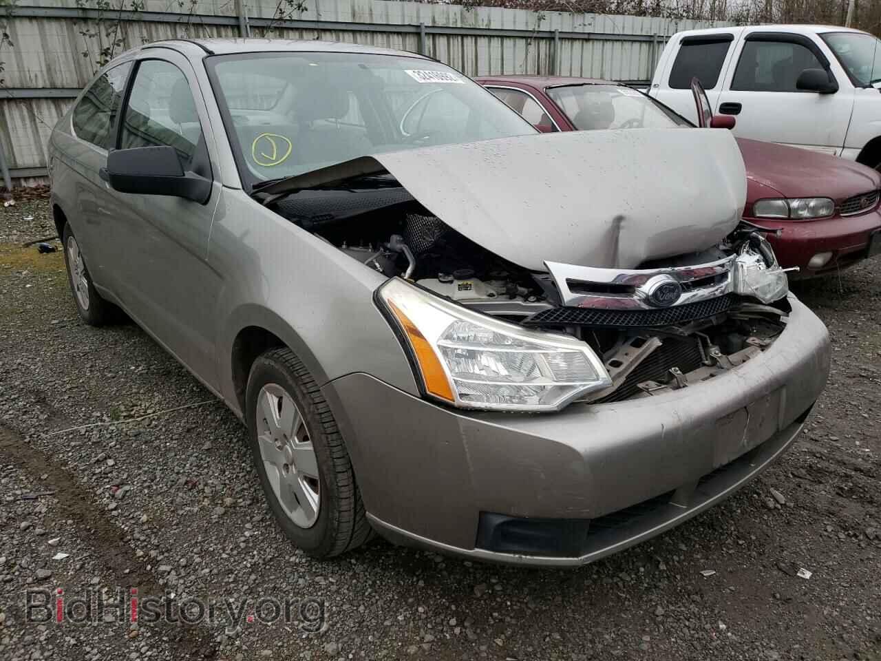 Photo 1FAHP32N28W193243 - FORD FOCUS 2008