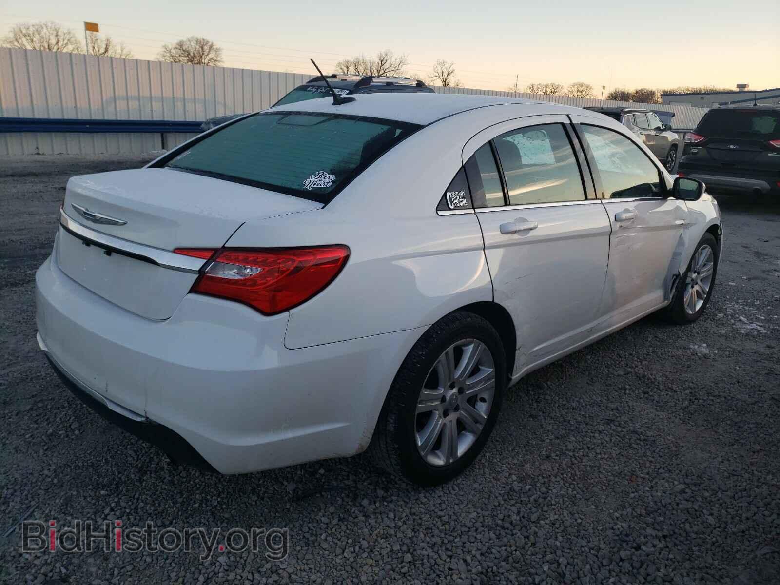 2013 CHRYSLER 200 - VIN: 1C3CCBAB5DN705762 - Photo 4