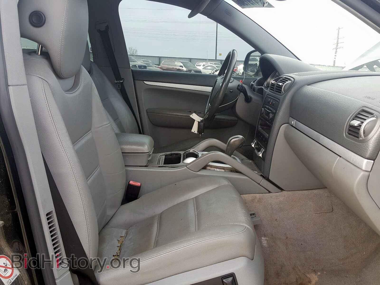 2004 PORSCHE CAYENNE - VIN: WP1AB29P84LA64607 - Photo 5