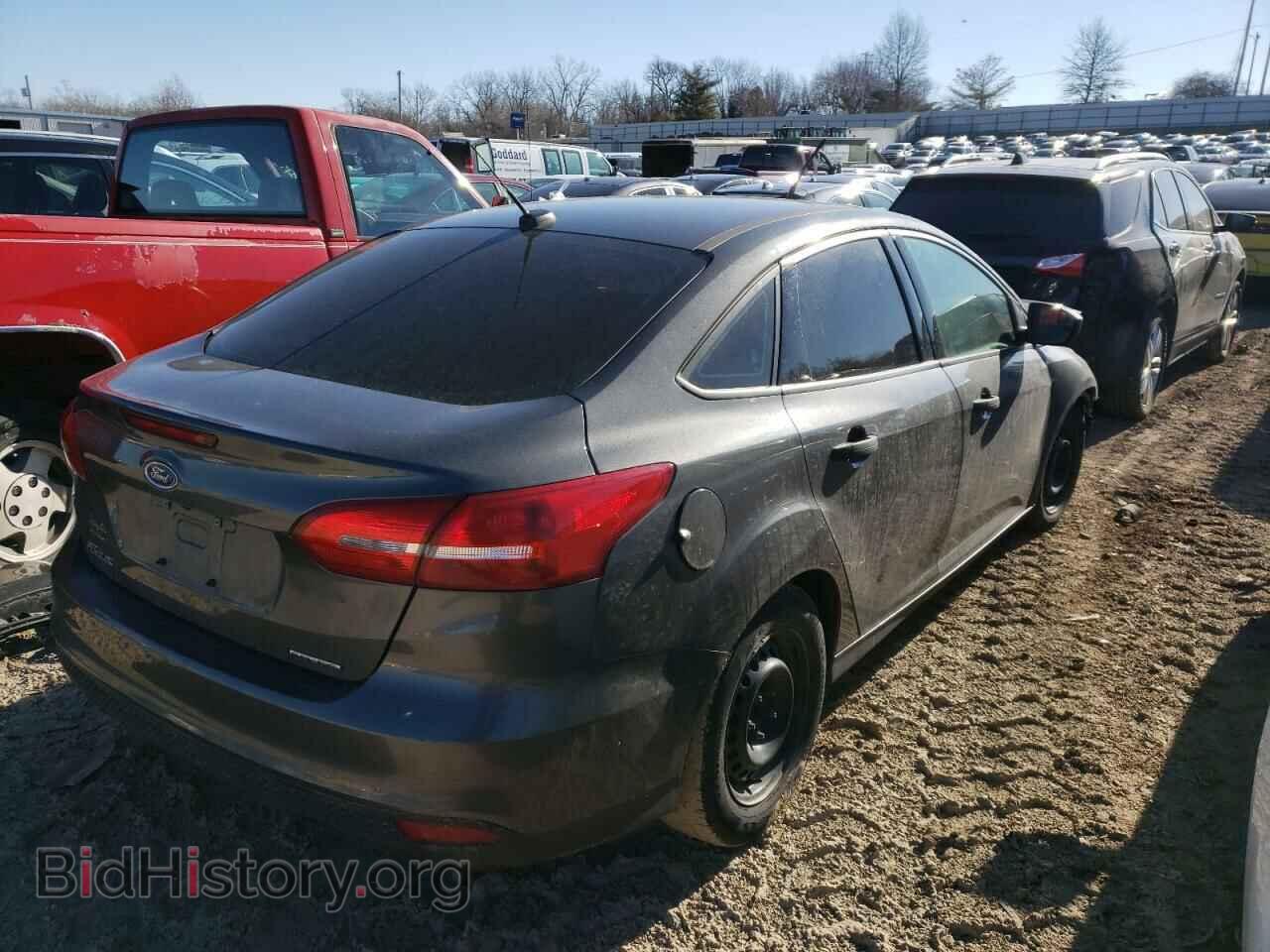 2015 FORD FOCUS - VIN: 1FADP3E22FL231164 - Photo 4