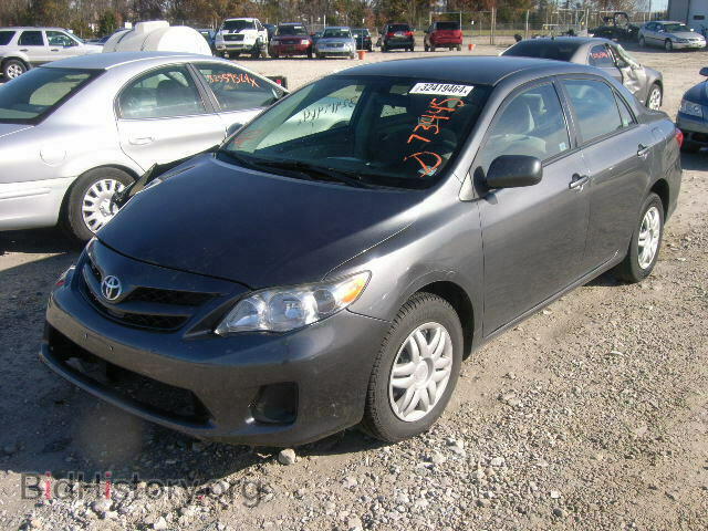 2011 TOYOTA COROLLA - VIN: 2T1BU4EEXBC560402 - Фото 2