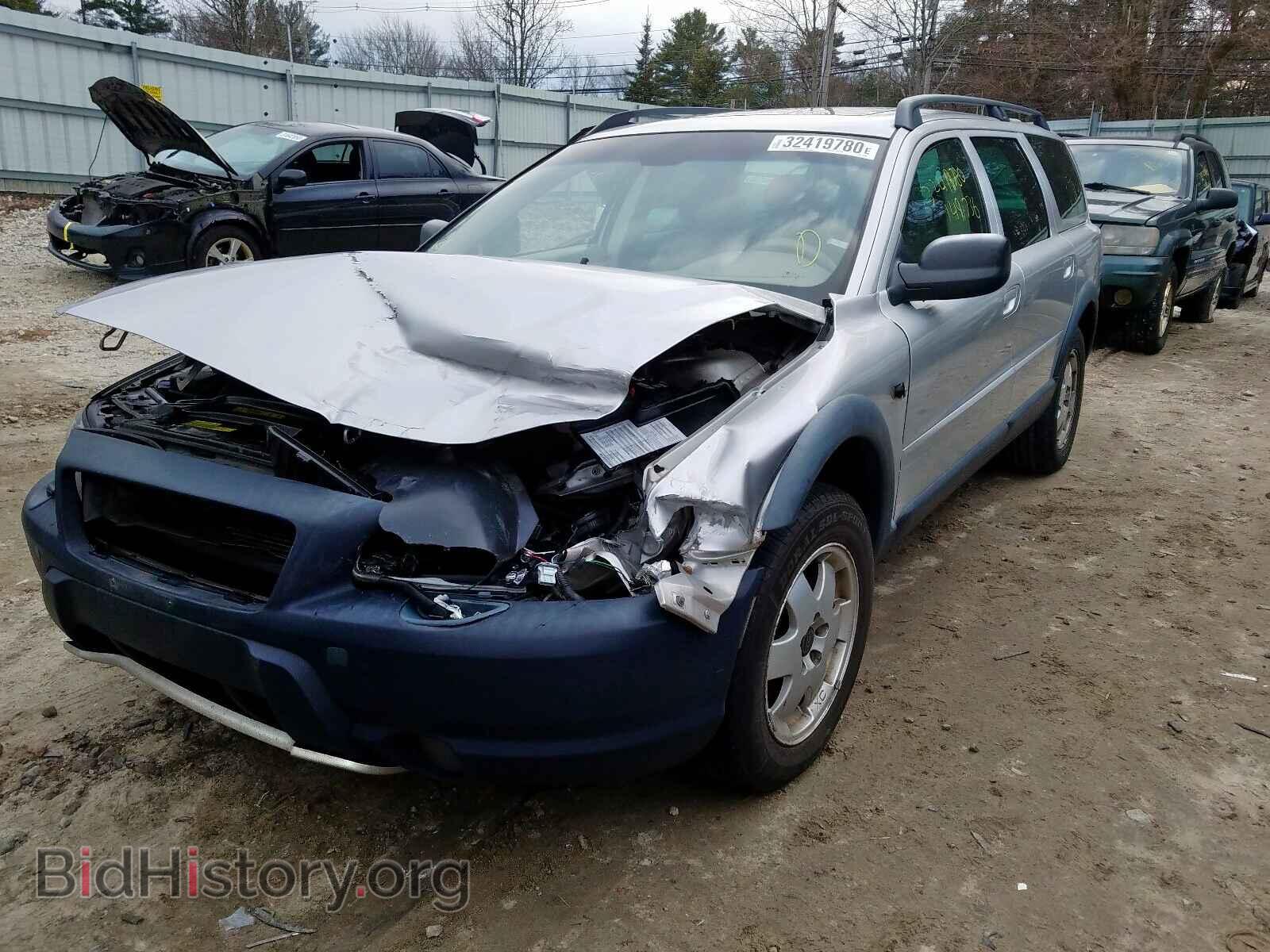 2004 VOLVO XC70 - VIN: YV1SZ59H641163668 - Фото 2