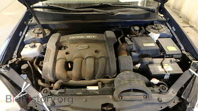 2007 KIA OPTIMA - VIN: KNAGE123475094424 - Фото 7