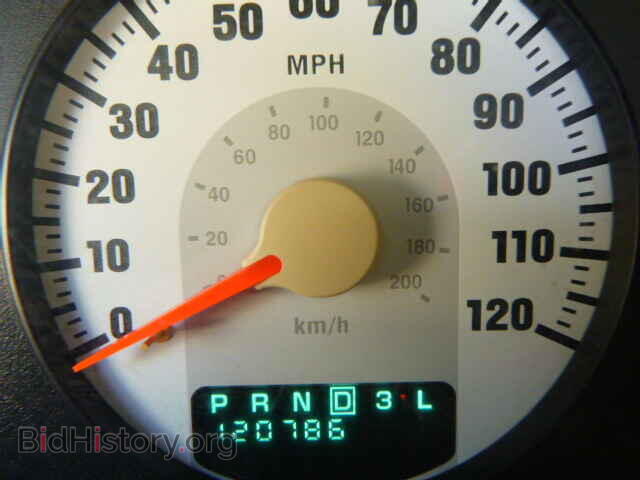 2004 CHRYSLER SEBRING - VIN: 1C3EL75R64N157218 - Фото 8