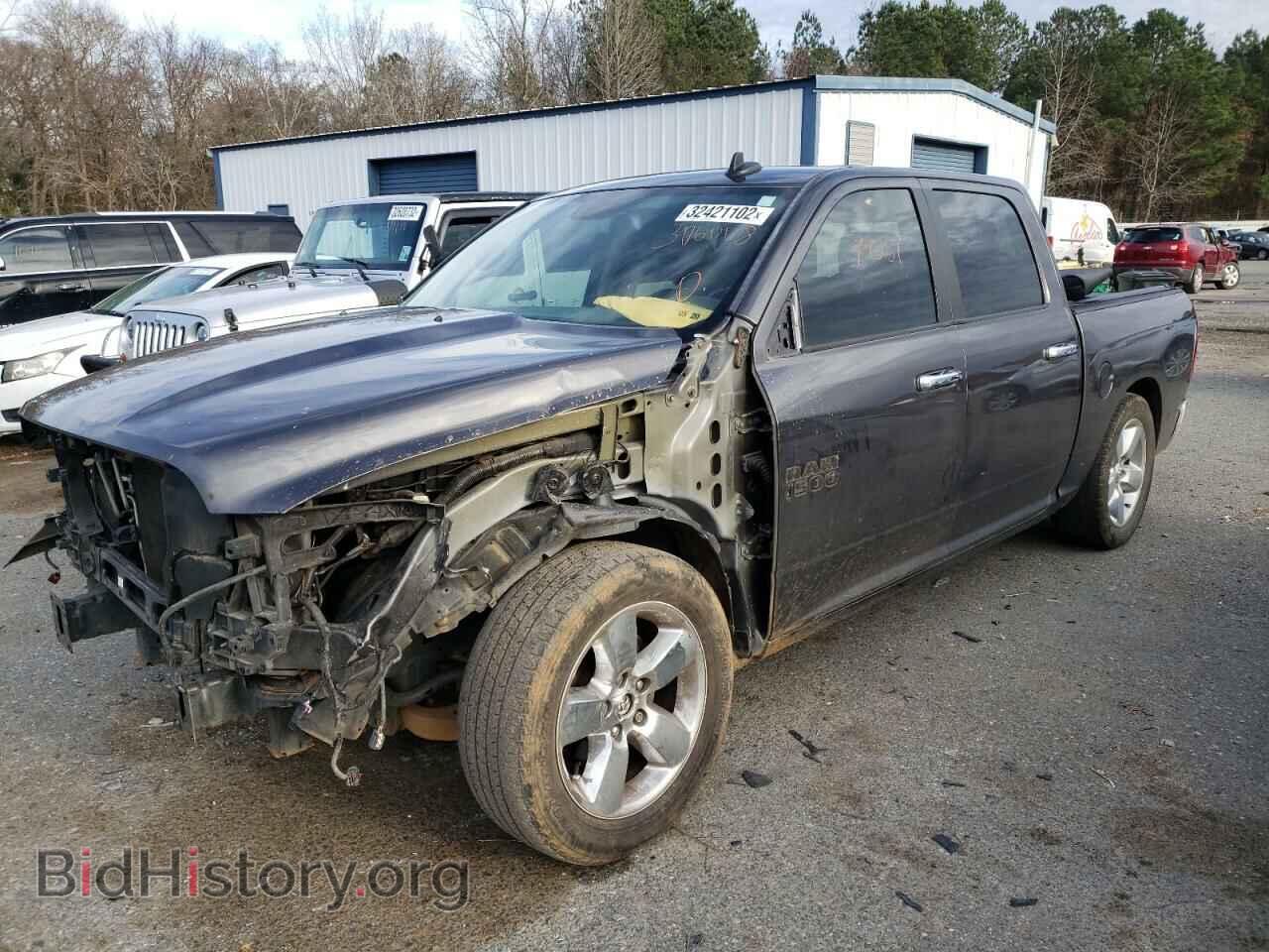 2016 RAM 1500 - VIN: 3C6RR6LT6GG306008 - Фото 2