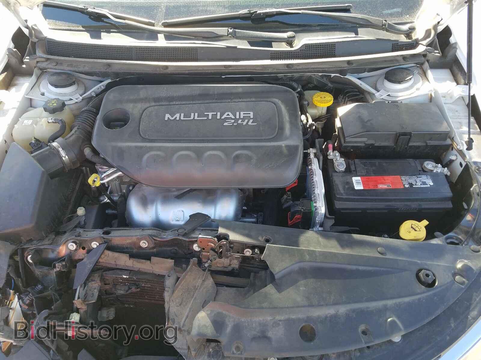 2015 CHRYSLER 200 - VIN: 1C3CCCAB3FN650639 - Фото 7