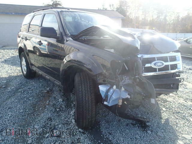 Photo 1FMCU0D71BKC25457 - FORD ESCAPE 2011