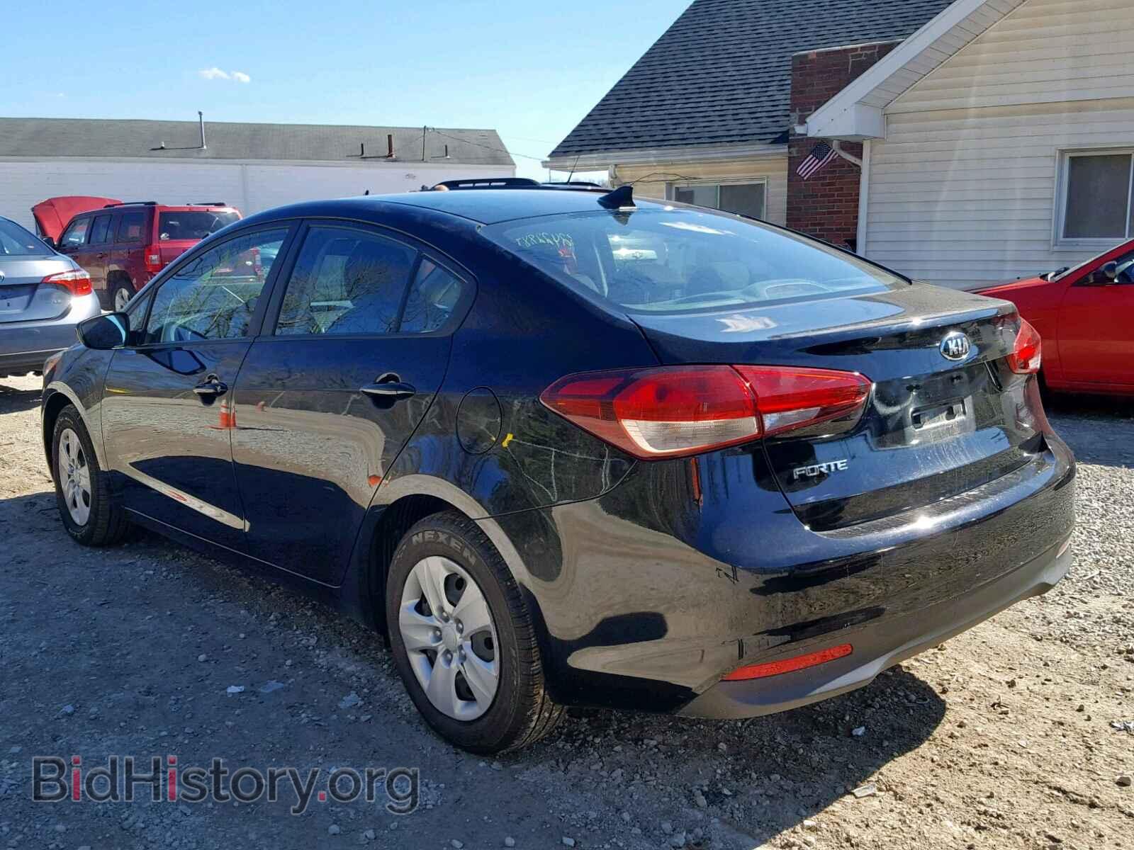 2018 KIA FORTE LX - VIN: 3KPFK4A76JE174607 - Фото 3