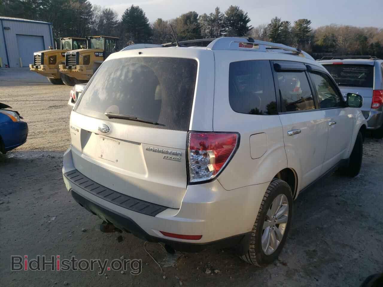 2011 SUBARU FORESTER - VIN: JF2SHAHC7BH777447 - Фото 4