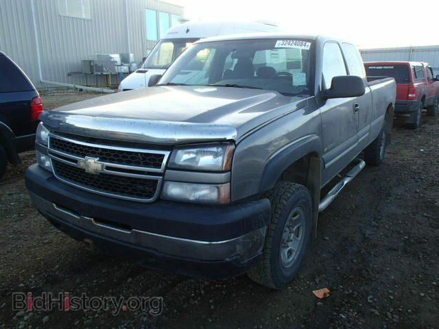 2006 CHEVROLET SILVERADO - VIN: 1GCHK29U16E112283 - Фото 2