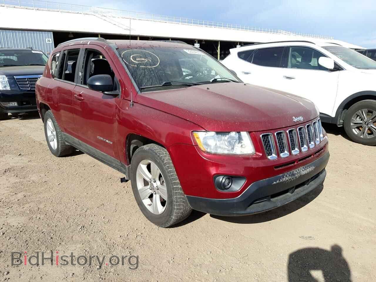 Photo 1J4NF1FB3BD168823 - JEEP COMPASS 2011