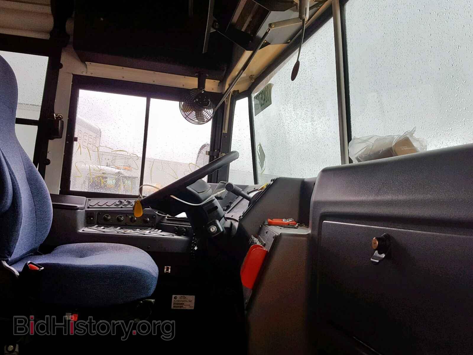 2011 BLUE BIRD ALL MODELS - VIN: 1BAKBC5A3BF280822 - Photo 5