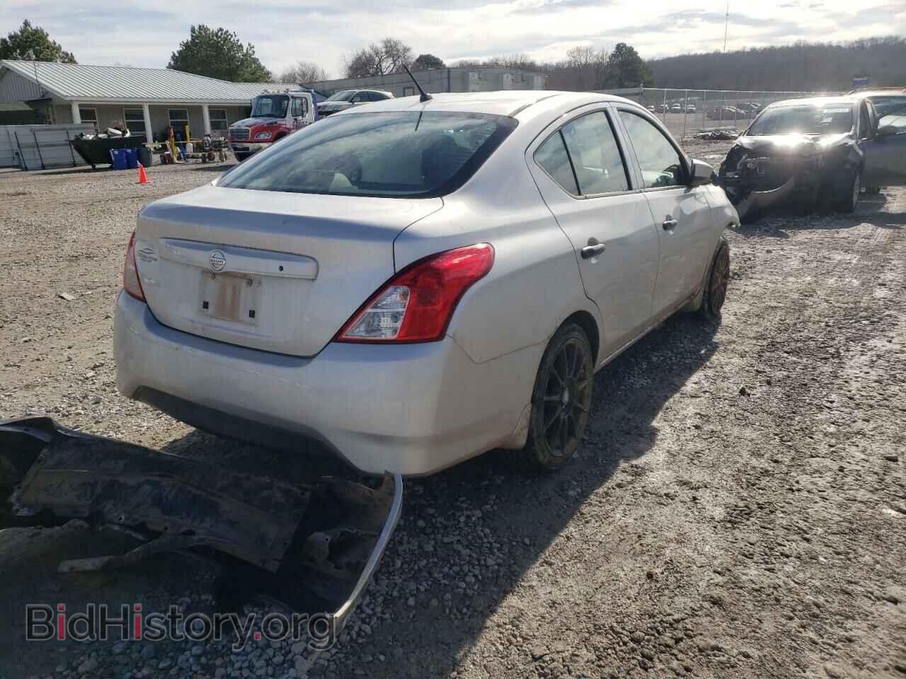 2017 NISSAN VERSA - VIN: 3N1CN7AP2HL806121 - Фото 4
