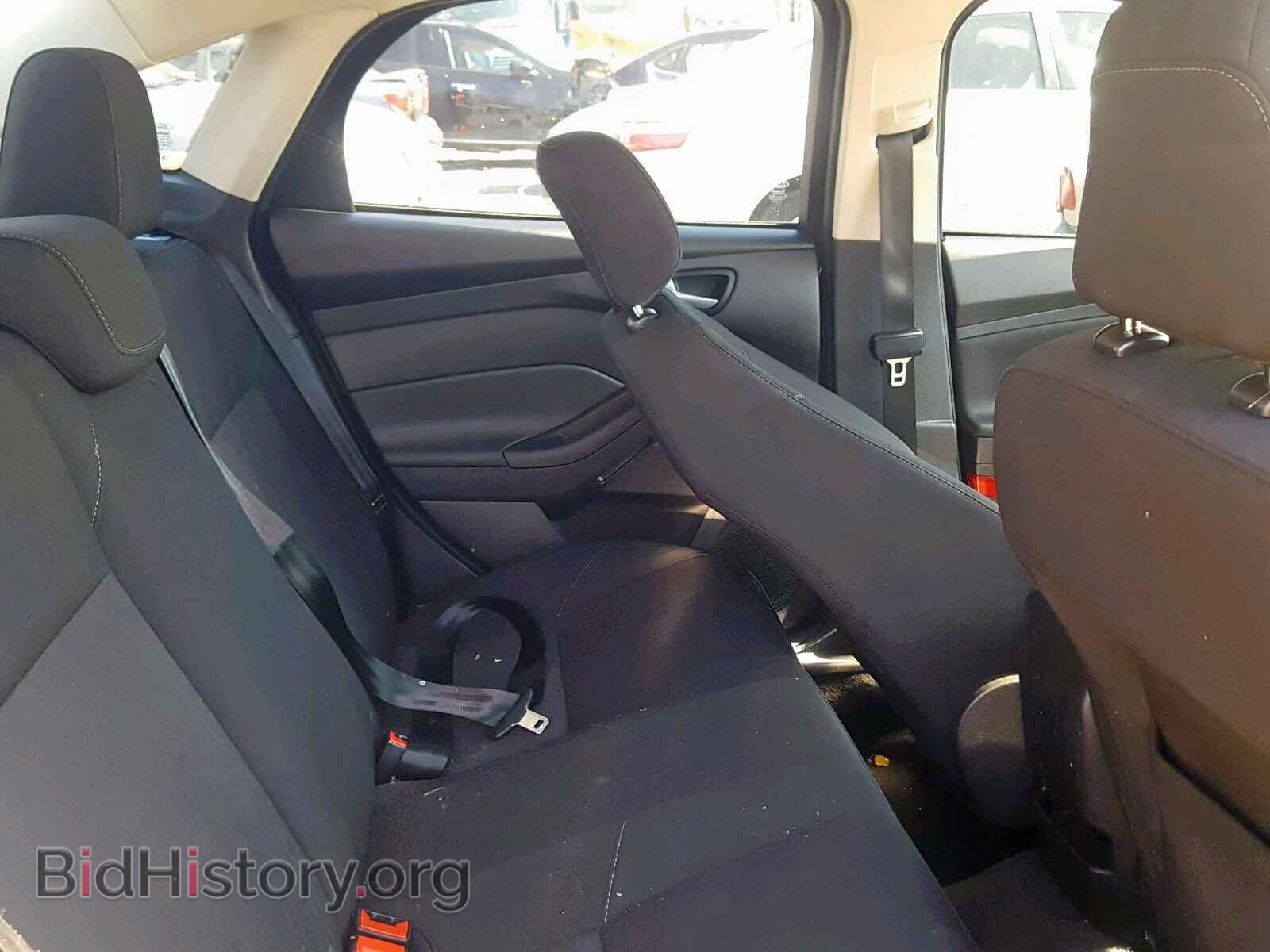 2018 FORD FOCUS SE - VIN: 1FADP3FE7JL256823 - Фото 6