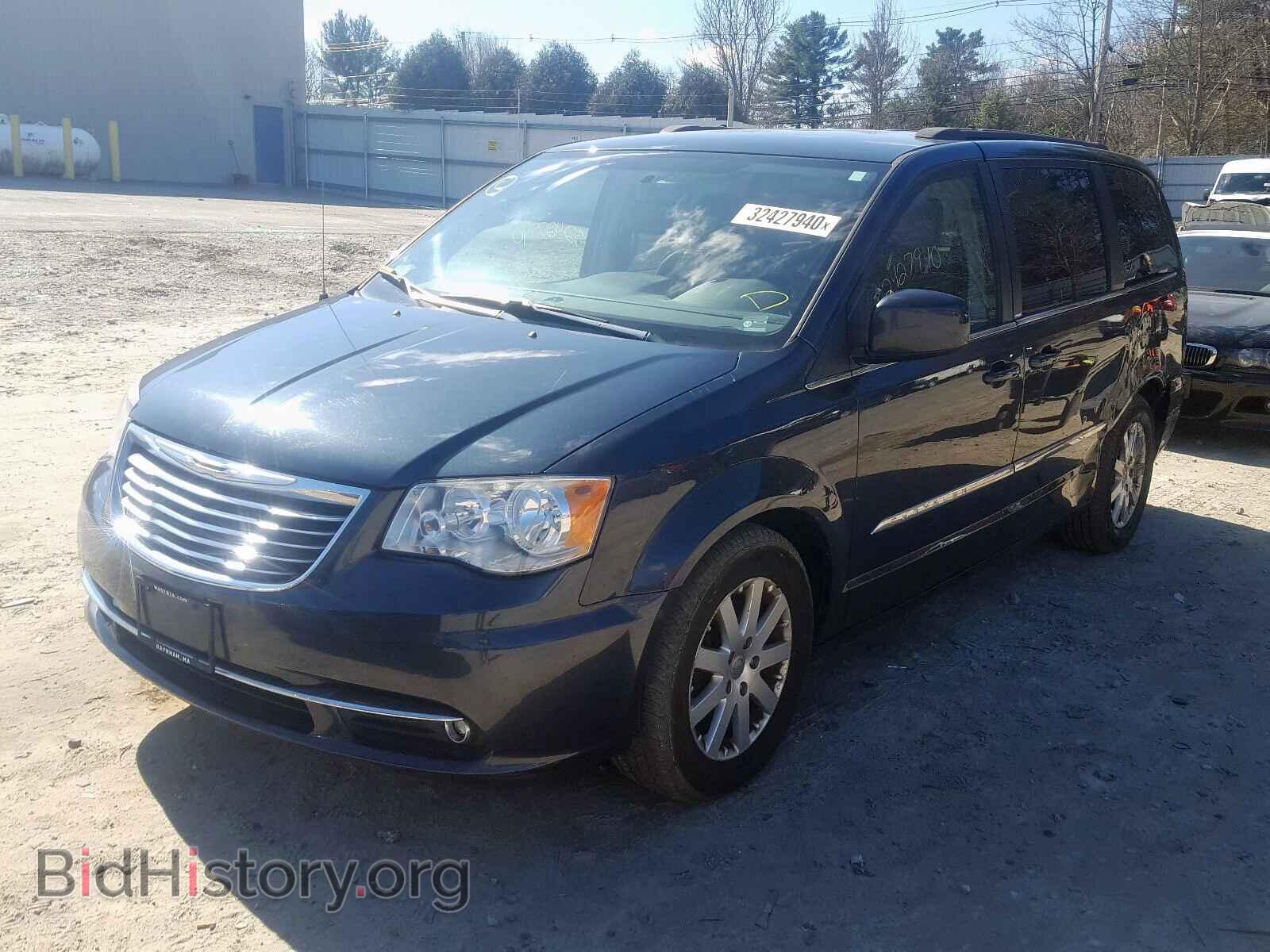 2013 CHRYSLER TOWN & COU - VIN: 2C4RC1BG4DR743724 - Фото 2