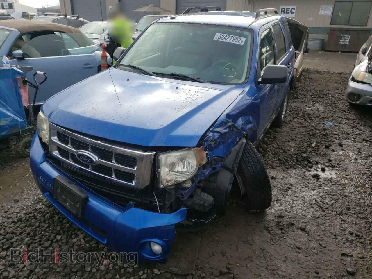2011 FORD ESCAPE - VIN: 1FMCU0D73BKA94080 - Фото 2
