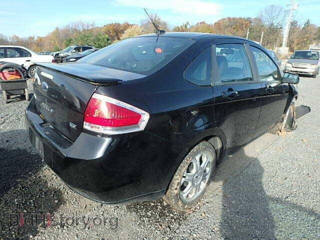 2009 FORD FOCUS - VIN: 1FAHP36N29W243957 - Фото 4