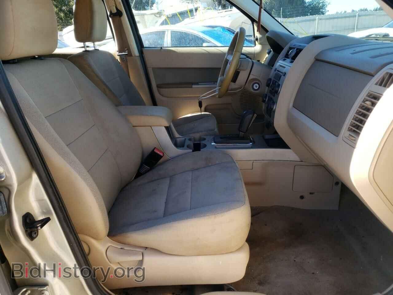 2011 FORD ESCAPE - VIN: 1FMCU0DG6BKB96330 - Фото 5