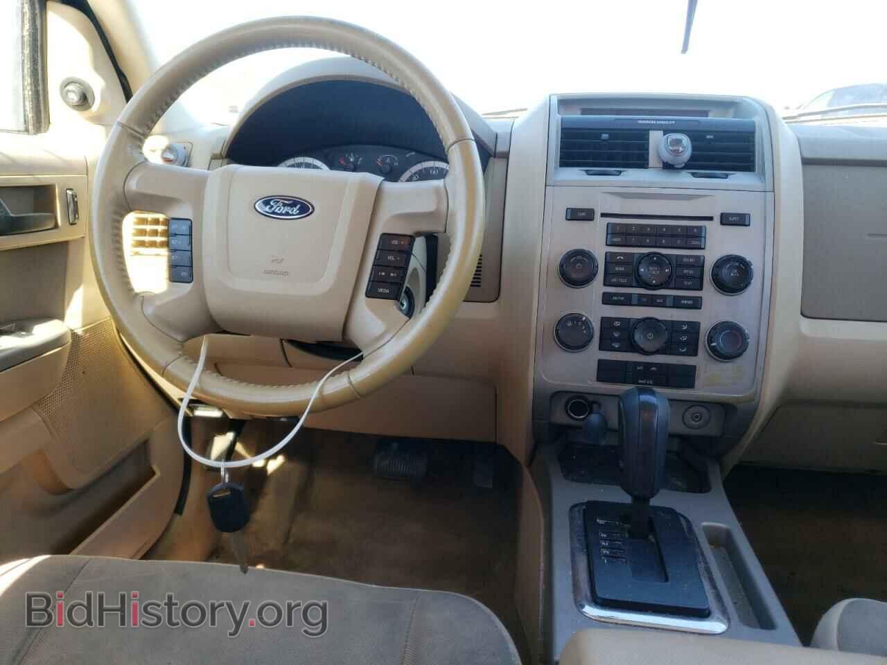 2011 FORD ESCAPE - VIN: 1FMCU0DG6BKB96330 - Фото 9