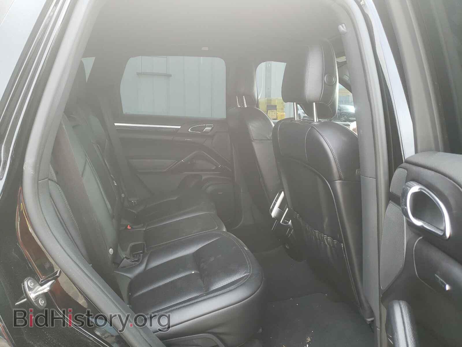 2017 PORSCHE CAYENNE - VIN: WP1AA2A23HKA88957 - Фото 6