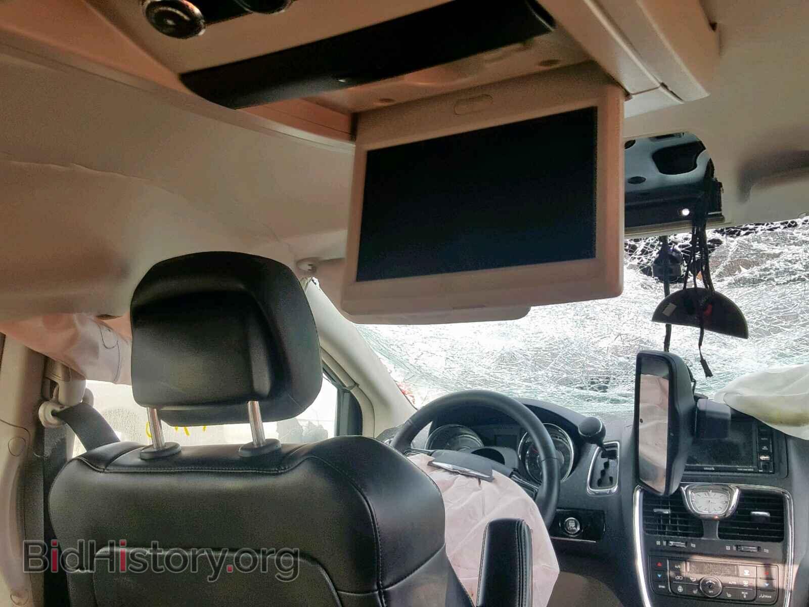 2016 CHRYSLER TOWN & COU - VIN: 2C4RC1JG0GR306177 - Фото 9