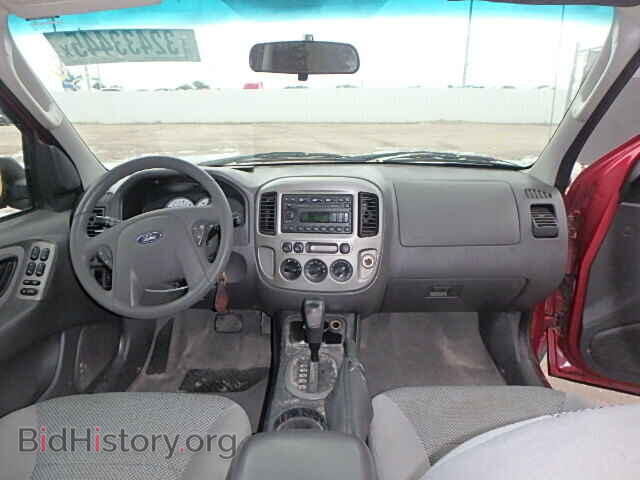 2005 FORD ESCAPE - VIN: 1FMCU03105KA03638 - Фото 9