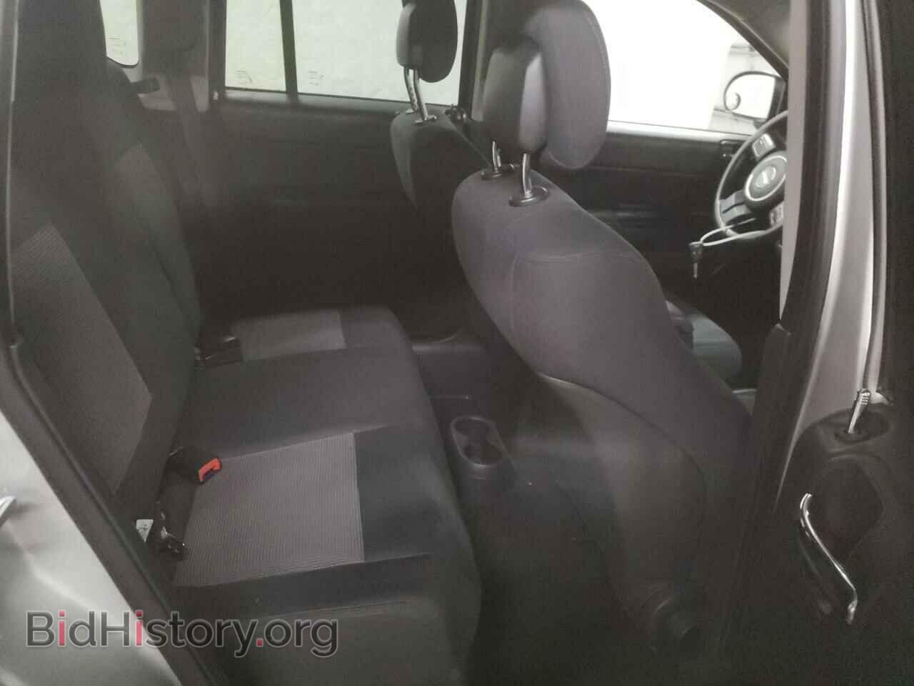 2011 JEEP COMPASS - VIN: 1J4NF1FB8BD279304 - Photo 6