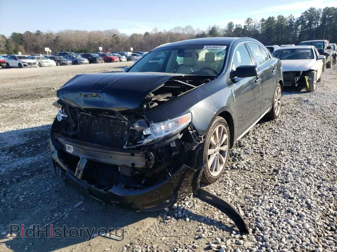 2011 LINCOLN MKS - VIN: 1LNHL9FT1BG611001 - Фото 2