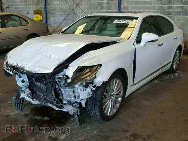 2014 LEXUS LS460 - VIN: JTHBL5EF3E5125772 - Photo 2