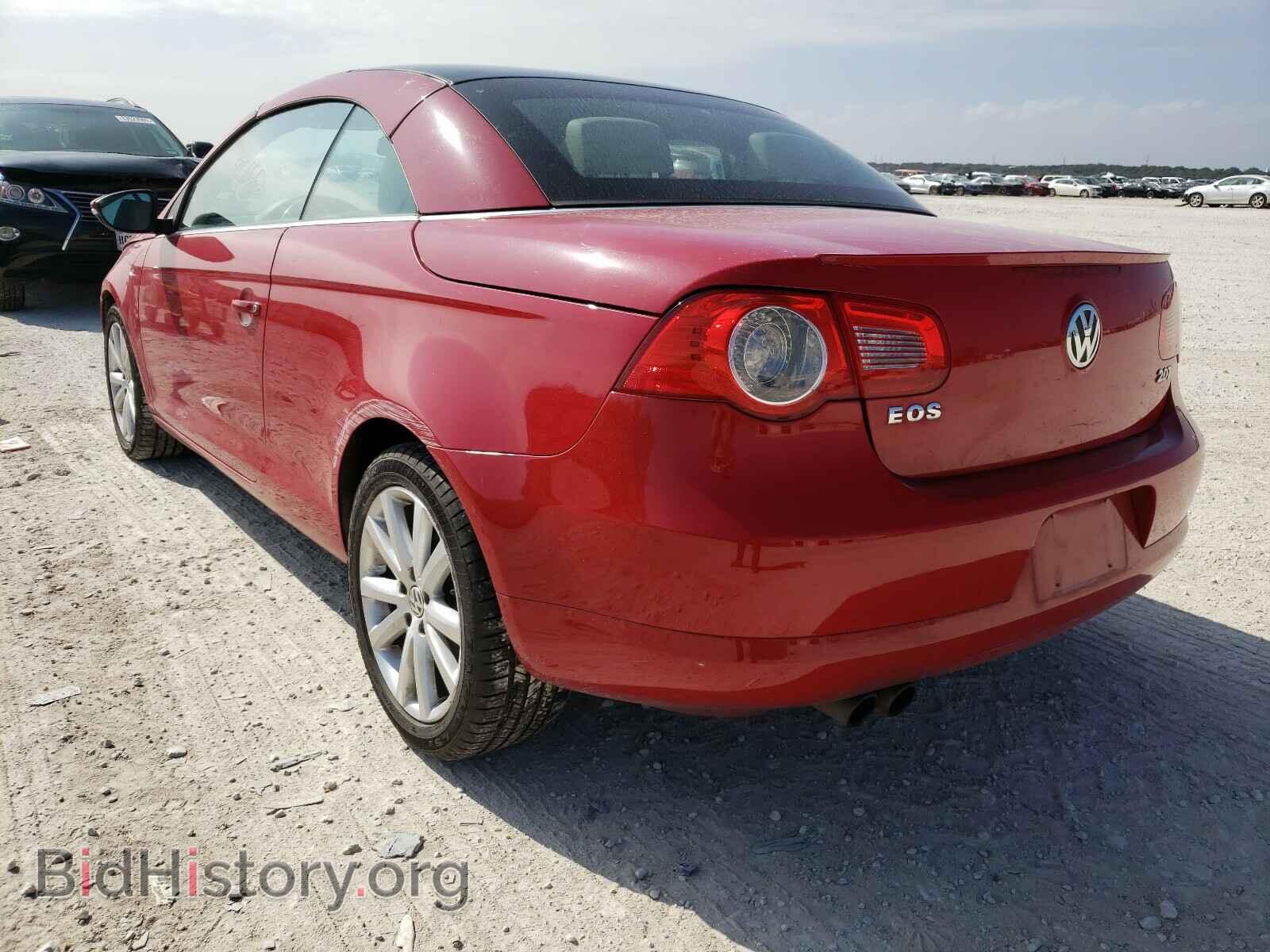2011 VOLKSWAGEN EOS - VIN: WVWBW7AH6BV002913 - Фото 3