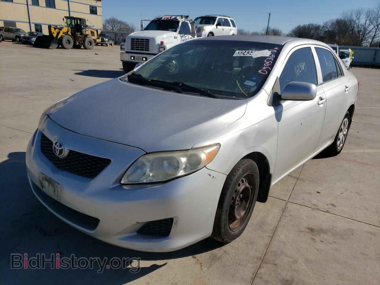2009 TOYOTA COROLLA - VIN: JTDBL40EX99059536 - Фото 2