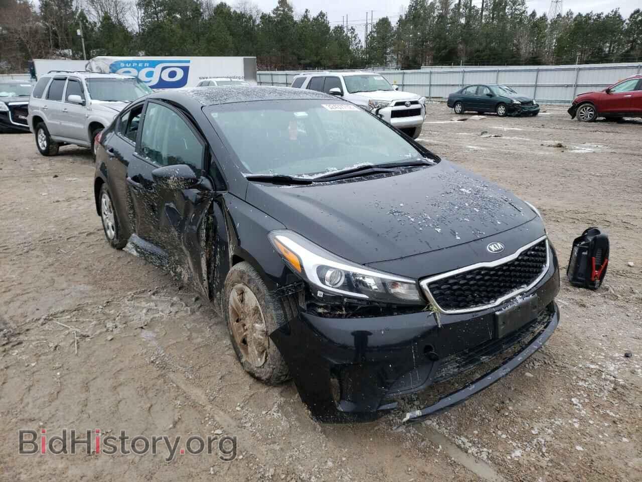 Фотография 3KPFK4A7XHE085827 - KIA FORTE 2017