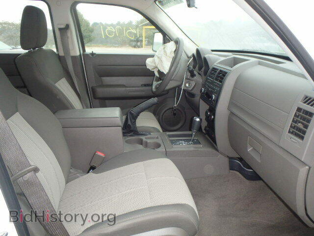 2008 DODGE NITRO - VIN: 1D8GT28K18W273899 - Фото 5