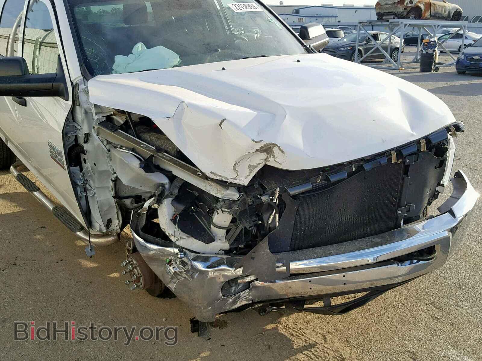 2018 RAM 2500 ST - VIN: 3C6UR5CL0JG206692 - Фото 9