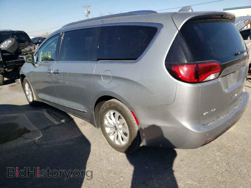 2018 Chrysler PACIFICA (VIN 2C4RC1BG5JR140261) — photo 3 of 10