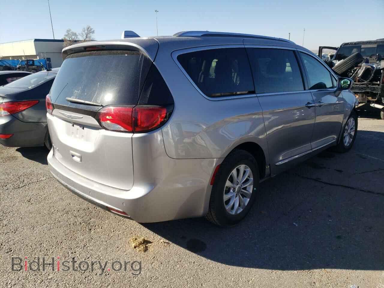 2018 CHRYSLER PACIFICA - VIN: 2C4RC1BG5JR140261 - Photo 4
