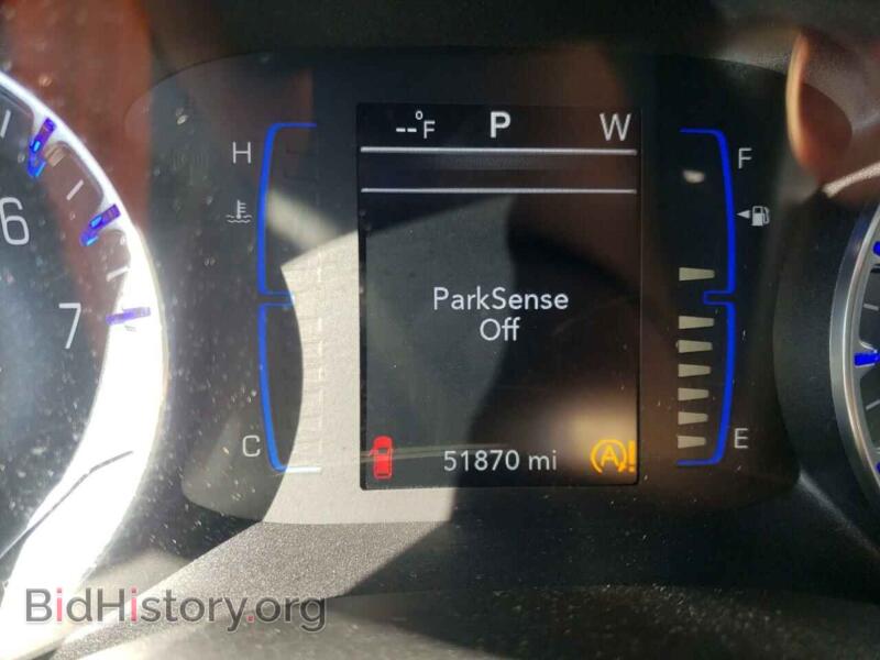 2018 Chrysler PACIFICA (VIN 2C4RC1BG5JR140261) — photo 8 of 10