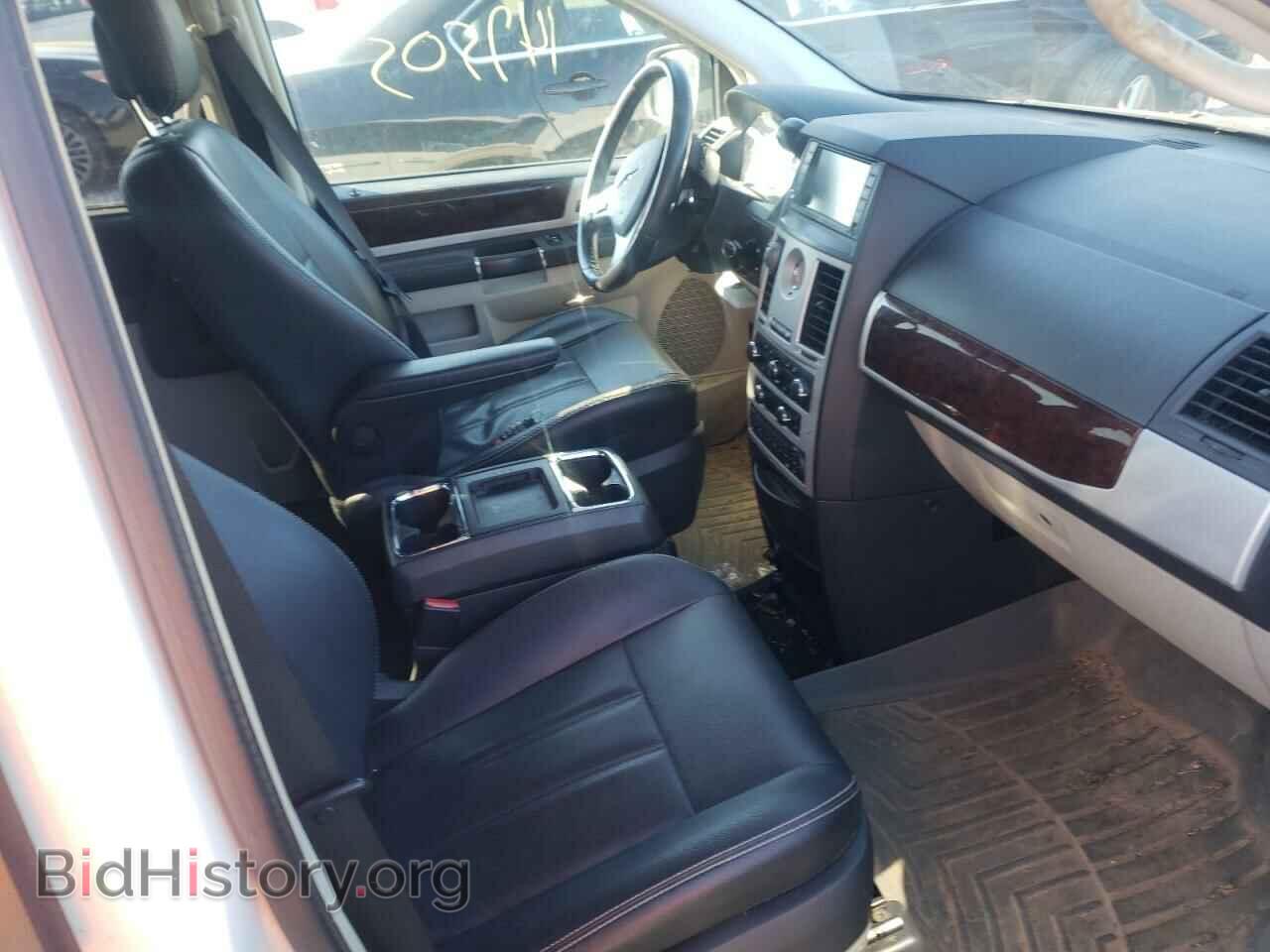 2010 CHRYSLER MINIVAN - VIN: 2A4RR8DX6AR423380 - Фото 5